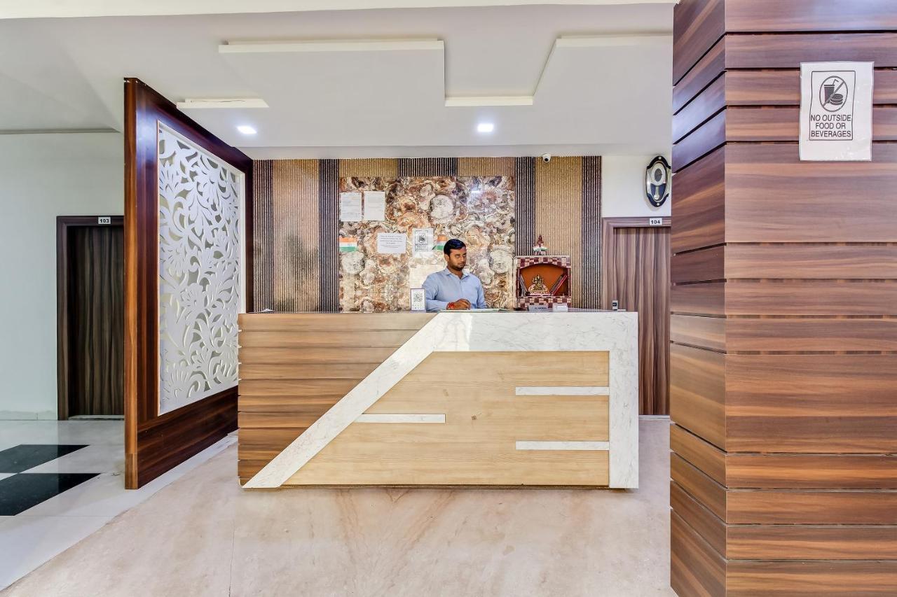 Oyo 10213 Hotel Panache Mathura Luaran gambar