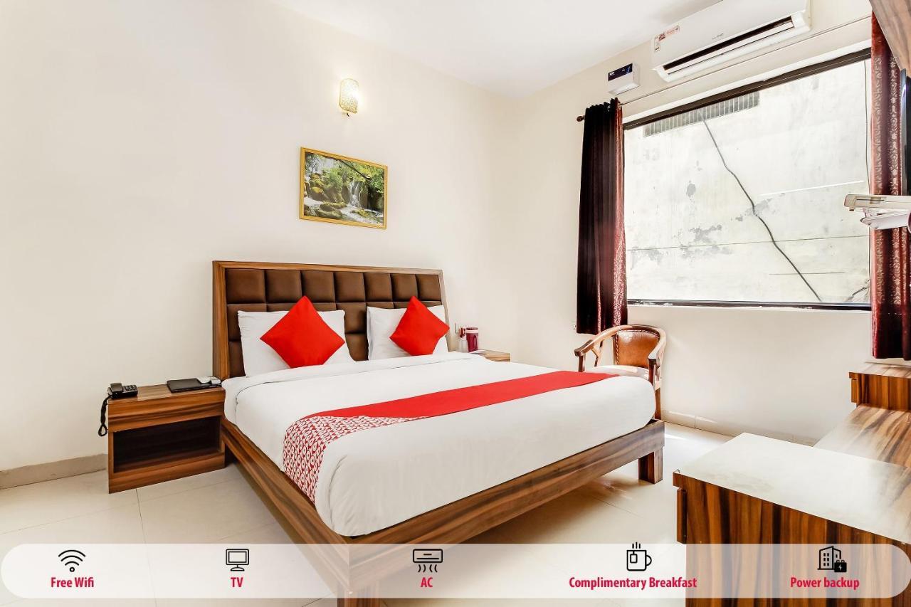 Oyo 10213 Hotel Panache Mathura Luaran gambar