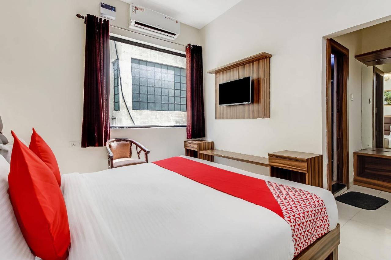 Oyo 10213 Hotel Panache Mathura Luaran gambar