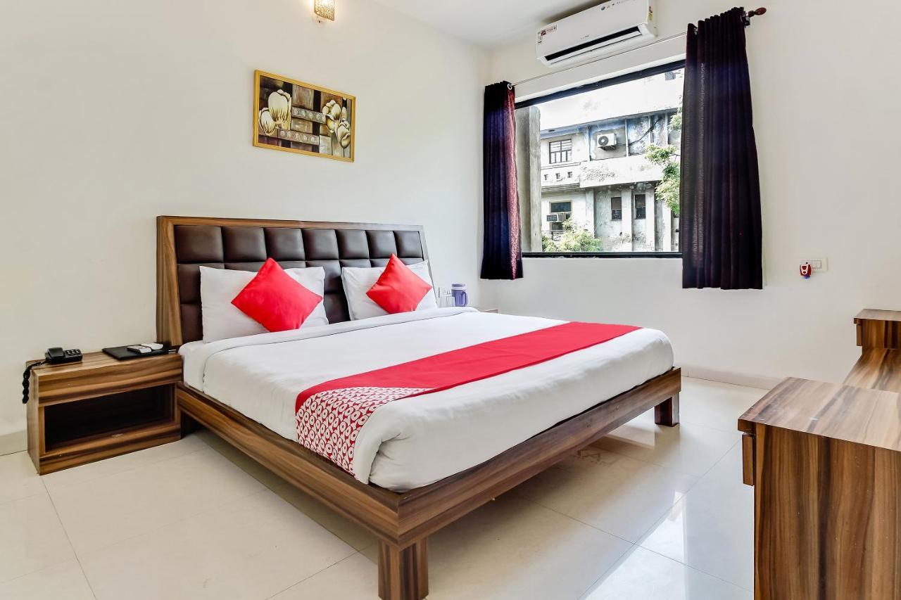 Oyo 10213 Hotel Panache Mathura Luaran gambar