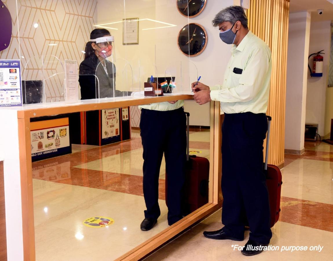 Oyo 10213 Hotel Panache Mathura Luaran gambar