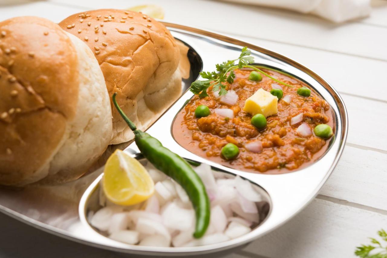 Oyo 10213 Hotel Panache Mathura Luaran gambar