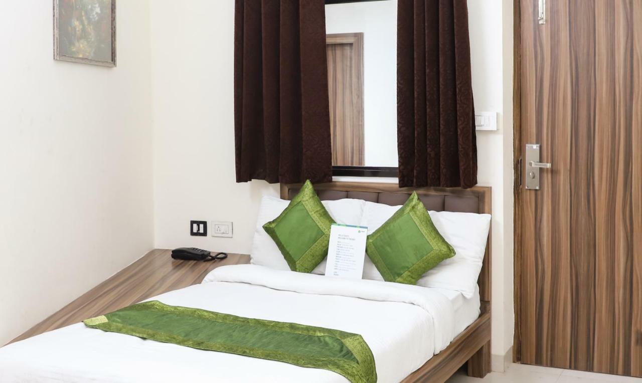 Oyo 10213 Hotel Panache Mathura Luaran gambar