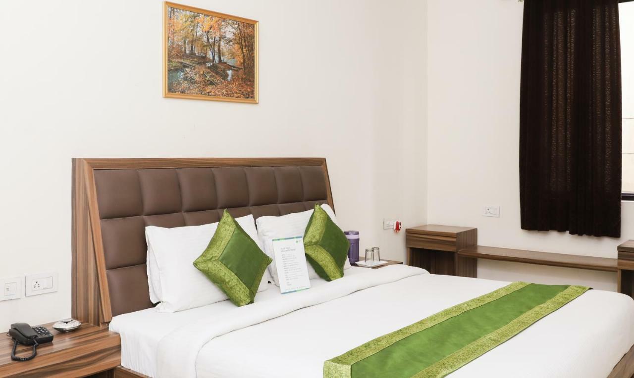 Oyo 10213 Hotel Panache Mathura Luaran gambar